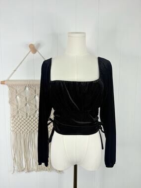 🔥3/$30 Black Ribbed Ruched Crop Top Small Long Sleeve Babydoll Peasant